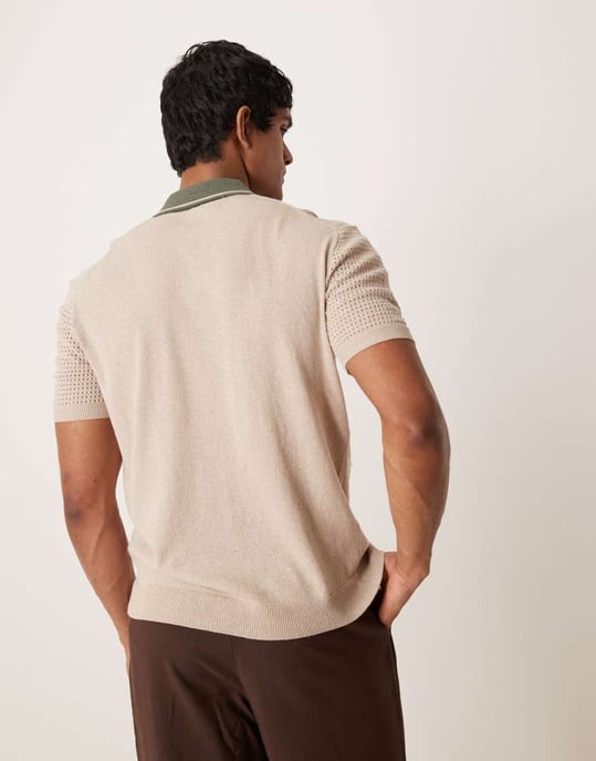 ASOS DESIGN avslappnad boxy knapp-up stickad polo med kontrasterande krage i beige - Image 4
