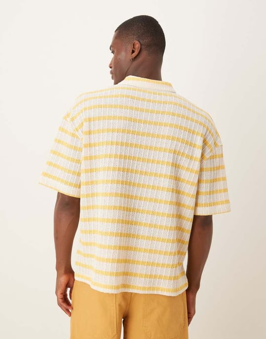 ASOS DESIGN boxig oversized polo i strukturerad vit och gul rand - Image 2