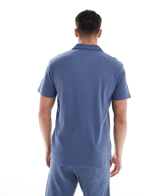 ONLY & SONS texturerad halvdragkedja polo-koord i indigoblå - Image 4