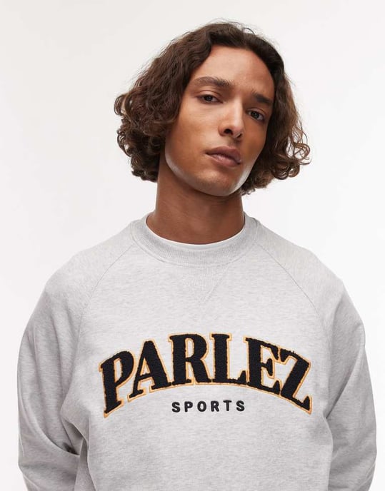Parlez varsity frotté-logotyp crew neck sweatshirt i grått - Image 4