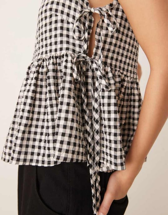 ASOS DESIGN bindning i sidan babydoll linne i monokrom rutig - Image 3