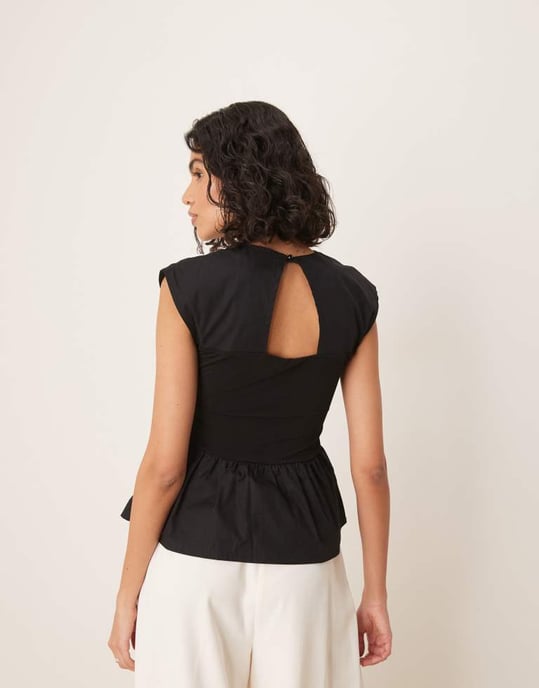 ASOS DESIGN vävd mix bandage topp med rynkedetalj i svart - Image 2