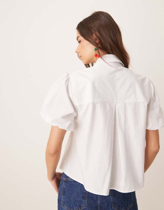 ASOS DESIGN blus med knytning framtill och puffärmar i vitt - Image 3
