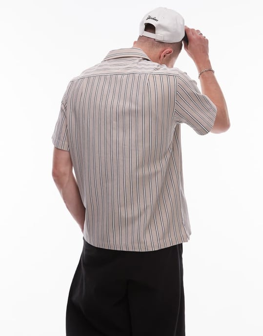 Tommy Hilfiger stickad randig kortärmad skjorta i beige - Image 4