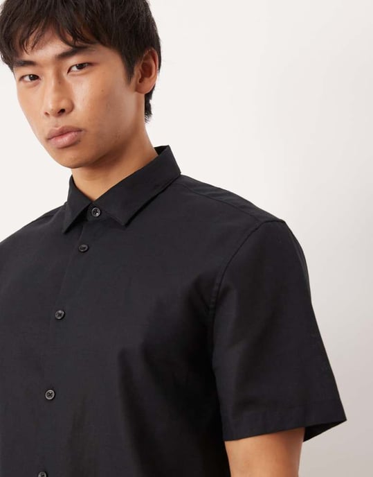 ASOS DESIGN formell linneblandning regular skjorta i svart - Image 4
