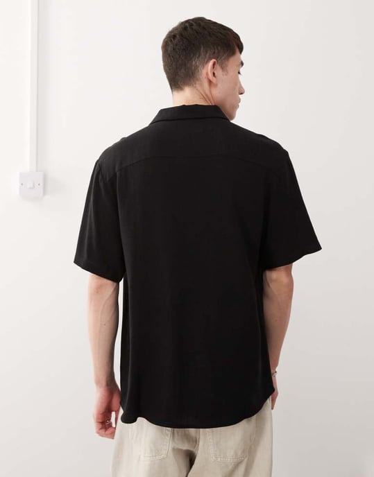 Återvunnen vintage oversized linnemix skjorta i svart - Image 4