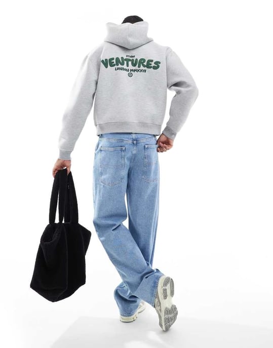 ASOS DESIGN oversized boxig scuba-typ tyg hoodie med textgrafik i grå - Image 3