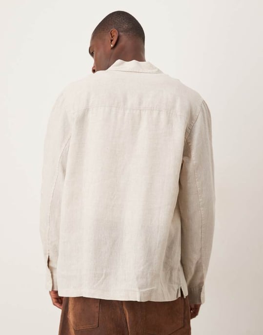 ARKET linneskjorta med frampocketar i beige - Image 3