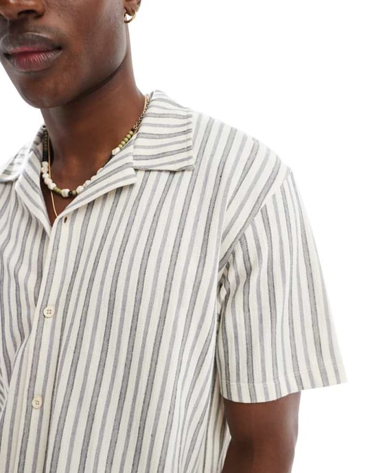 Jack & Jones Premium skjorta med revärkrage i krämfärgad marinrand - Image 2