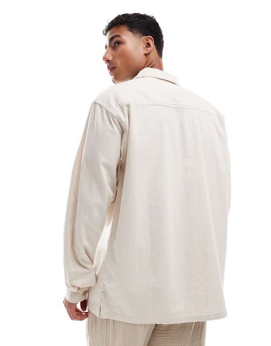 Jack & Jones reverkrage linneblandning overskjorta i beige - Image 4