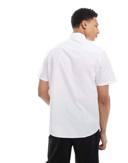 ASOS DESIGN formell lättstruken regular skjorta i vitt - Image 3