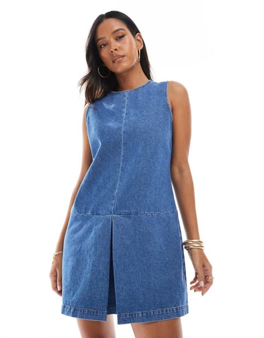ASOS DESIGN denimskiftklänning med sänkt midjaoch veck - Image 1