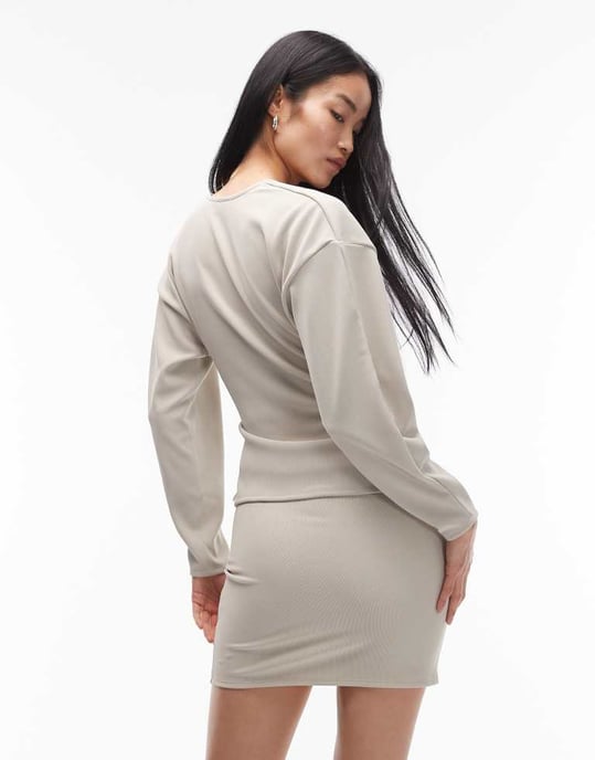 ASOS DESIGN koord ribbad ballongsärmad strukturerad topp i stenbeige - Image 3