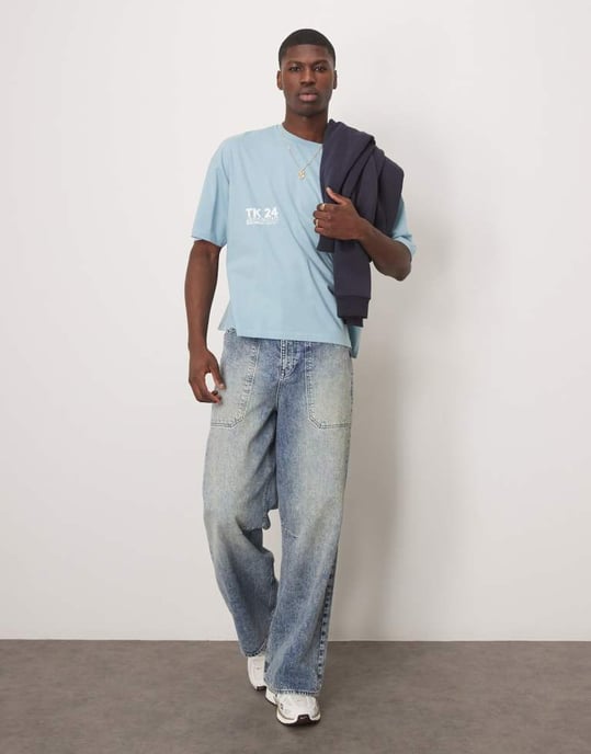 ASOS DESIGN boxig oversized t-shirt med texttryck i blått - Image 4