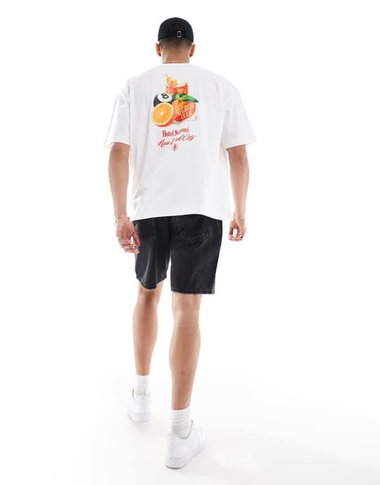 ASOS DESIGN oversized t-shirt med fruktgrafik i vitt - Image 4