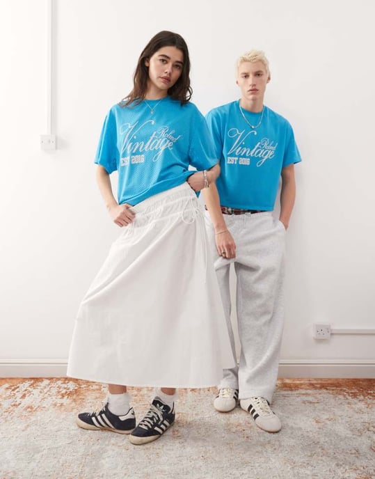 Reclaimed Vintage unisex kortärmad boxy airtex fotbollströja i akvamarinfärg - Image 4