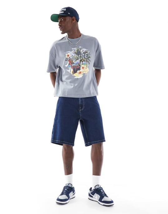 ASOS DESIGN heavyweight boxy oversized t-shirt i ljus tvättad grå med högsommargrafik - Image 4