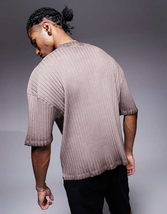 ASOS DESIGN boxy oversized t-shirt med sänkt axel och nummergrafik i tvättad brun ribbad tyg - Image 4