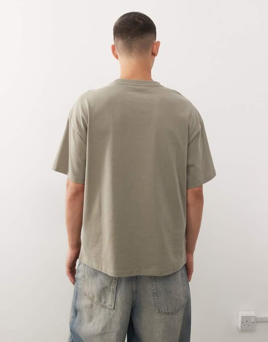 Weekday Stort boxigt oversized t-shirt i khaki - Image 3