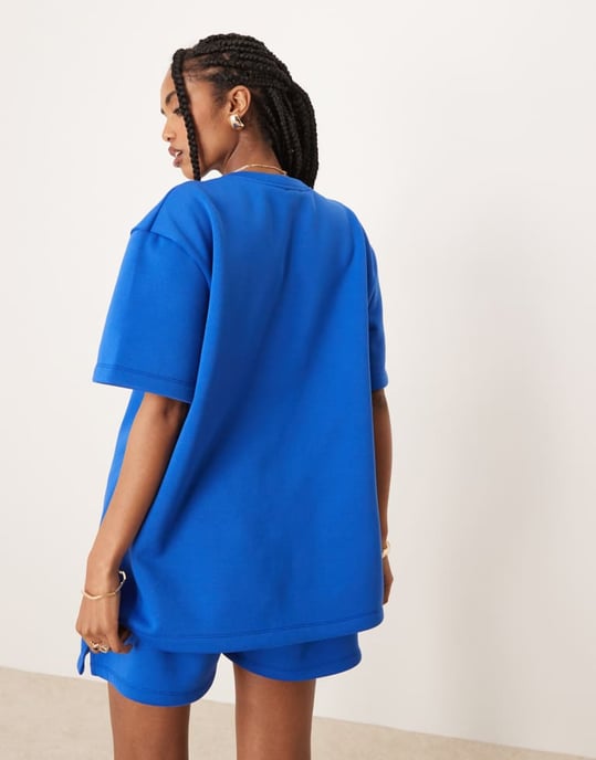 ASOS DESIGN matchande sweatshirt t-shirt i blå - Image 4