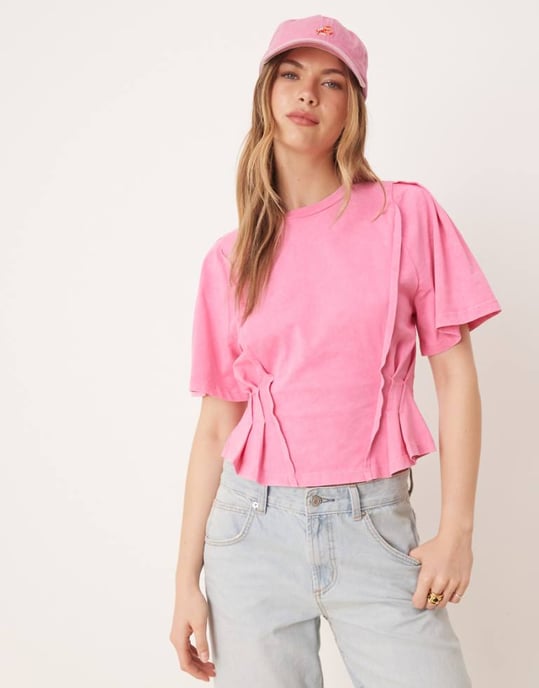 ASOS DESIGN kortärmad korsett-t-shirt med sömnadsdetaljer i tvättad rosa - Image 1