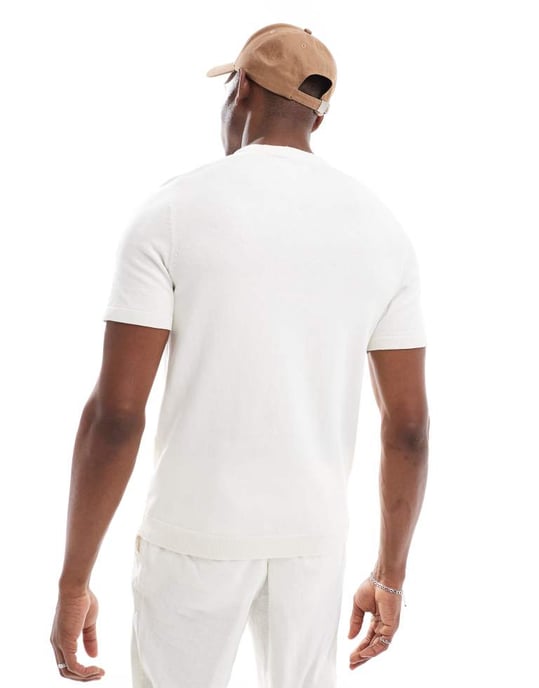 Tunnstickad t-shirt med rund hals i ecru - Image 2