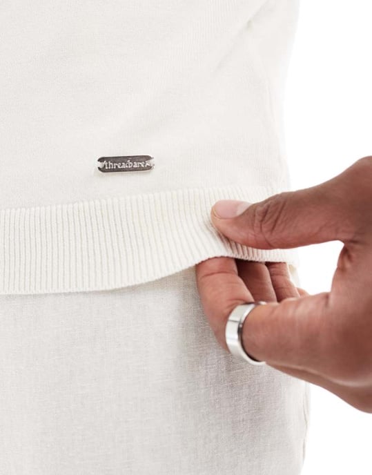 Tunnstickad t-shirt med rund hals i ecru - Image 4