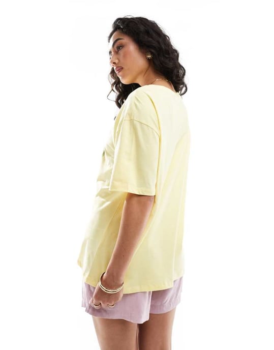 Pieces oversized t-shirt med grafiskt tryck 'fresh squeeze' i gult - Image 3