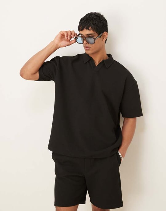 ASOS DESIGN koord oversized tungt texturerad polo i svart - Image 1