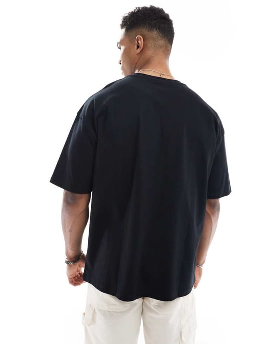 ASOS DESIGN oversized t-shirt med scenisk grafik i svart - Image 3