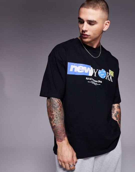 ASOS DESIGN oversized t-shirt med stadstryck i svart - Image 1