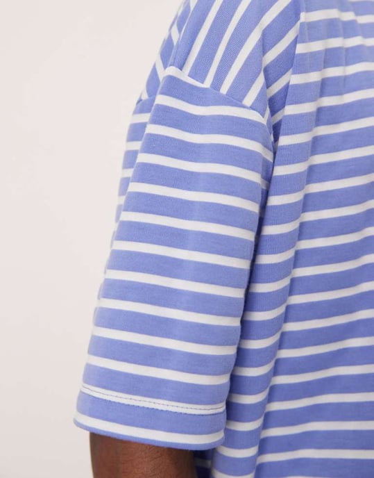 ASOS DESIGN oversized t-shirt i blå och vit randig - Image 2