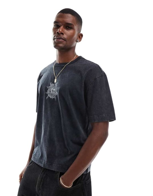 Hollister boxig oversized kort tillbaka grafisk t-shirt i svart - Image 3