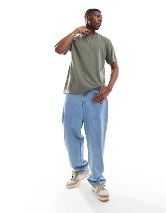 ASOS DESIGN avslappnad t-shirt i dammig olivfärgad linnelook - Image 3