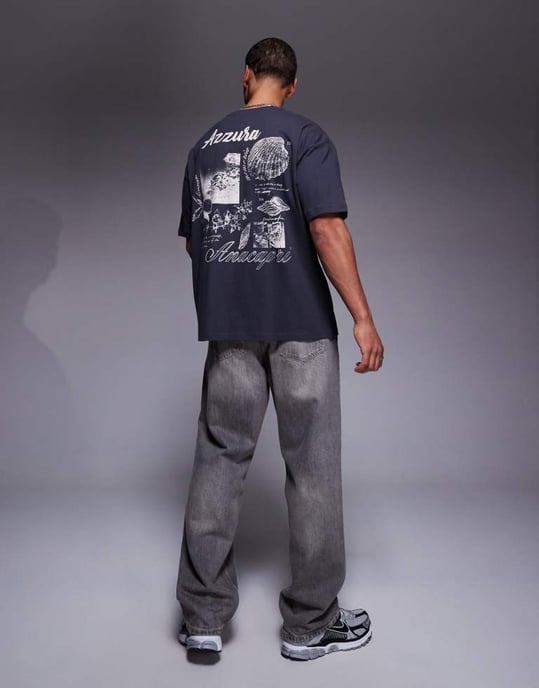 ASOS DESIGN överdimensionerad t-shirt med sceniska tryck i kolgrå - Image 4