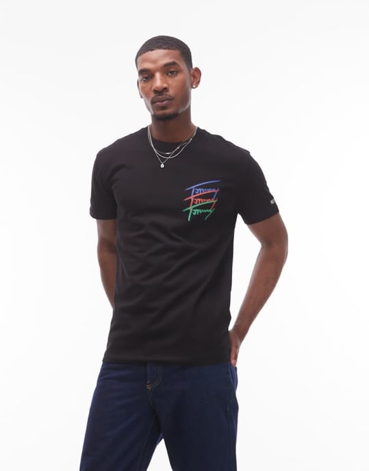 Tommy Jeans t-shirt med upprepat logotyptryck på ryggen i svart - Image 4
