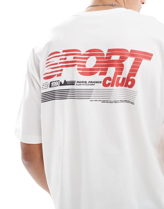 ASOS DESIGN boxy oversized t-shirt med sportgrafik i vitt - Image 4