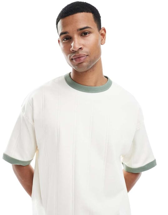 ASOS DESIGN boxig oversized t-shirt med kontrasterande detaljer i krämfärgad texturerad ribbstickning - Image 1