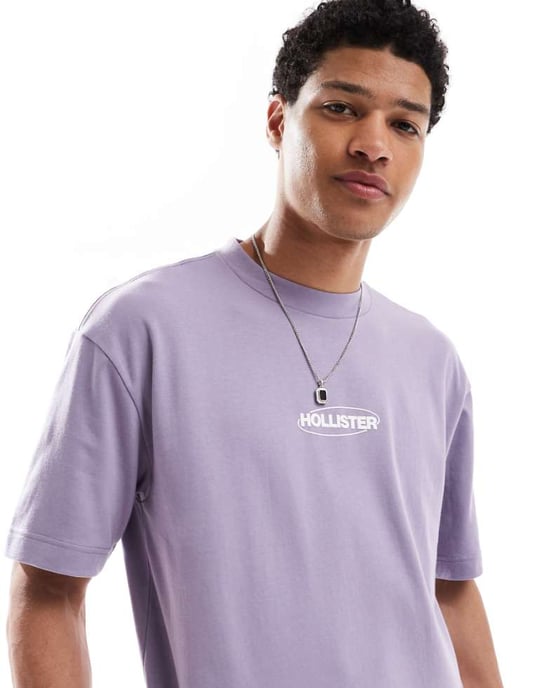 Hollister liten boxy oversized bubbellogotyp svalkande t-shirt i lila - Image 1