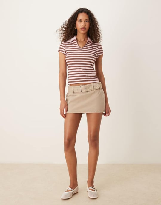 ASOS DESIGN plädstickad polotröja i brun och rosa rand - Image 4