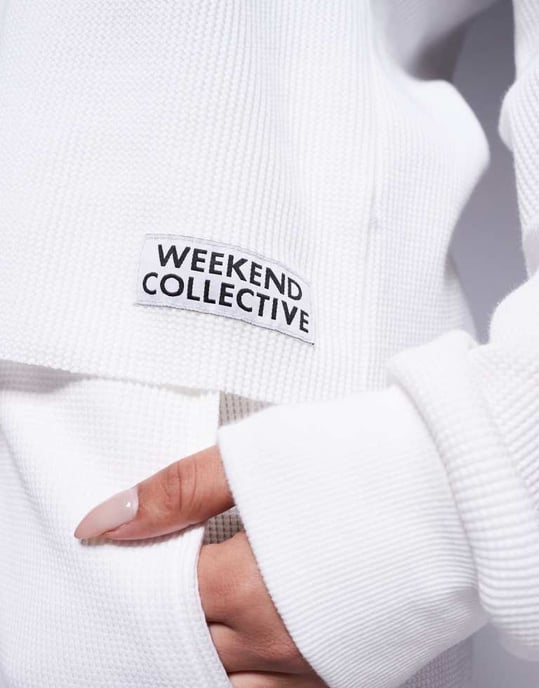 Weekend Collective off shoulder våfflad topp co-ord i krämfärg - Image 2