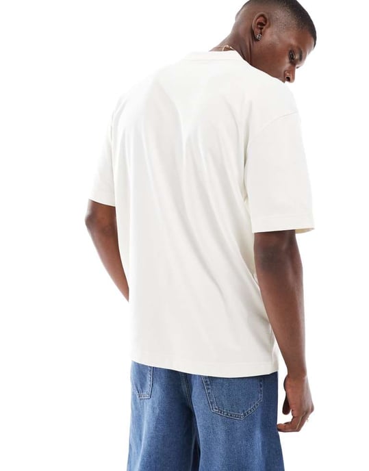 Hollister liten boxig bubble logotyp sval t-shirt i krämfärg - Image 4
