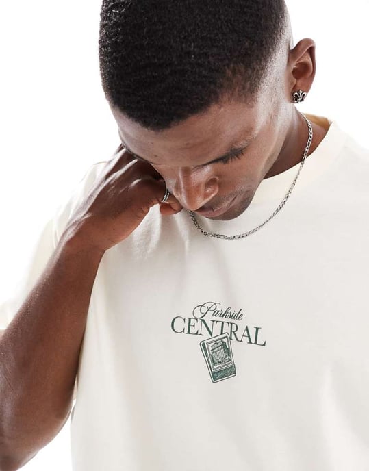 Cotton On grafisk t-shirt i krämfärgad - Image 4