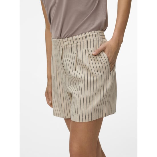 Vero Moda Jesmilo high waist shorts - Image 3