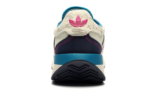 Adidas Originals Country XLG Limited Eition Mens Trainers - Image 3