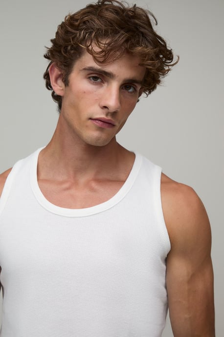 Essential Regular Fit Waffle Vest - Image 3