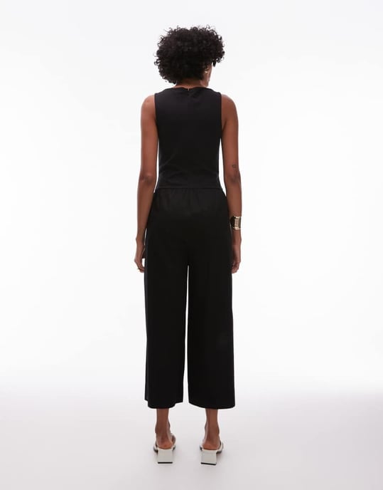 & Other Stories ärmlös jumpsuit med vida ben i svart - Image 2