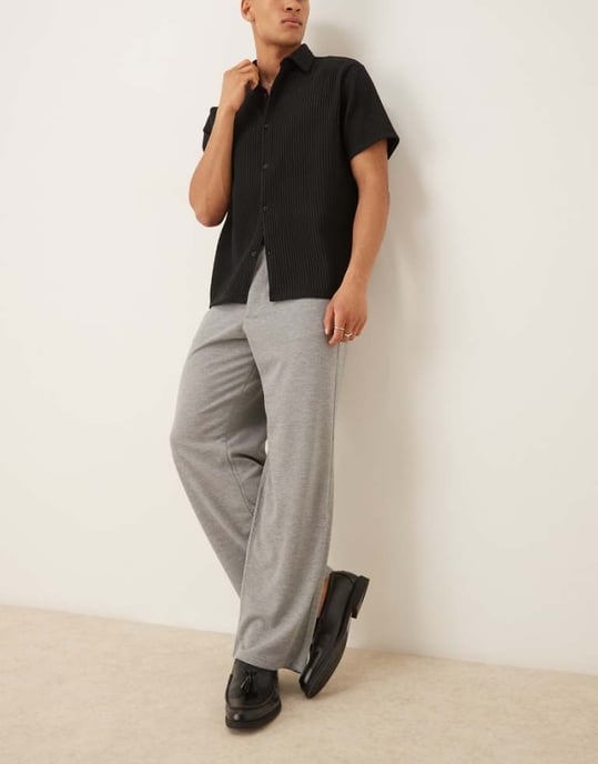 ASOS DESIGN vida smart byxor med dubbel veck i texturerad grå - Image 1