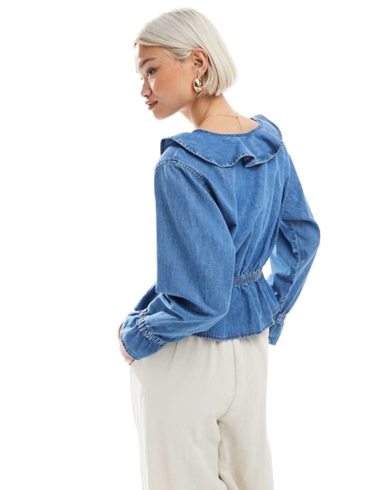 Miss Selfridge chambray volang peplum topp i mellan tvätt - Image 3