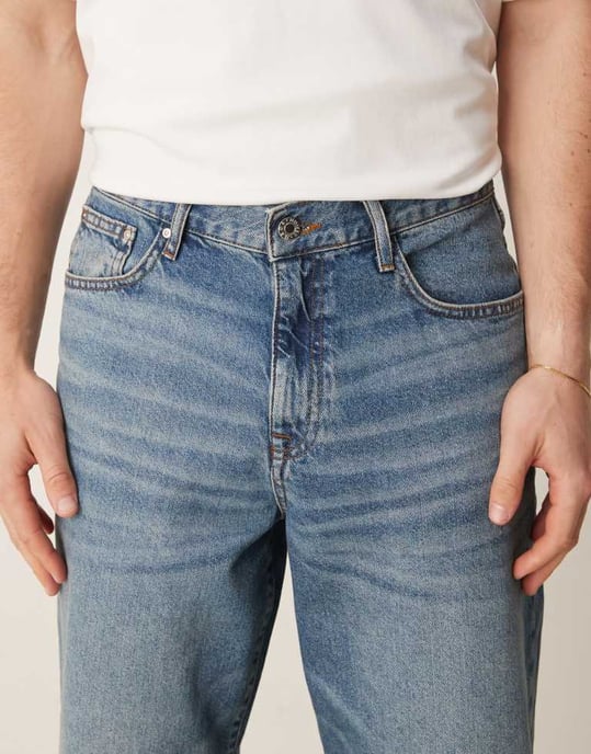 ASOS DESIGN baggy fit jeans i mellanblå tvätt - Image 4